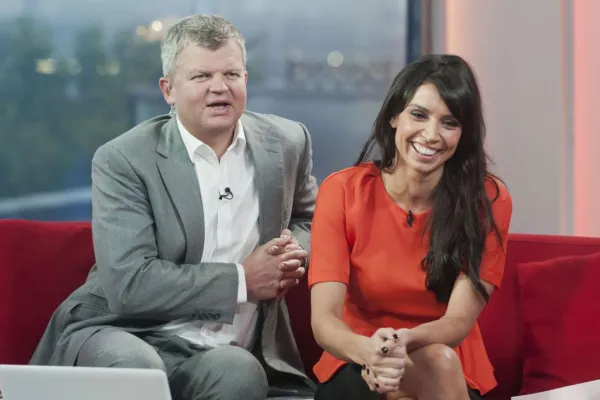 Adrian Chiles e Christine Bleakley na BBC1