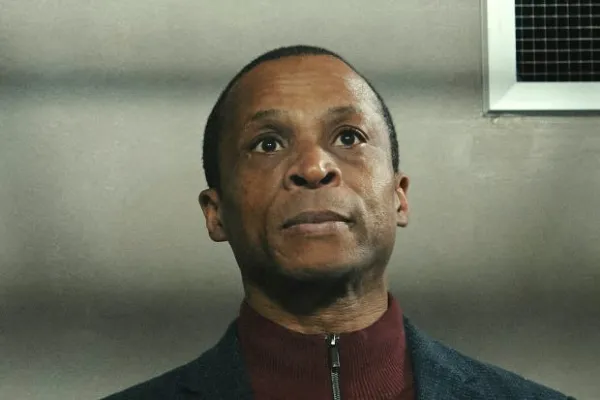 Jude Akuwudike Manhunt filmində Delroy Grant rolunu oynayır.