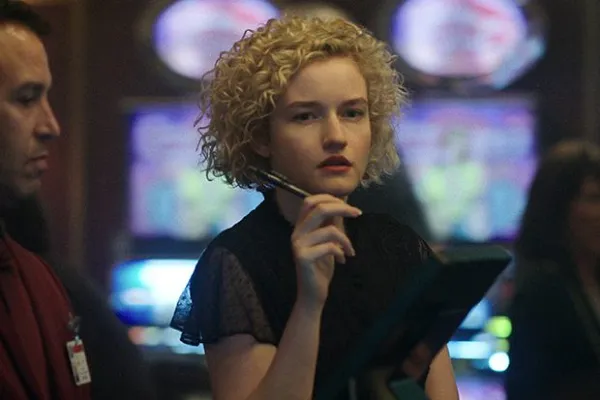 Julia Garner interpreta Ruth Langmore em Ozark