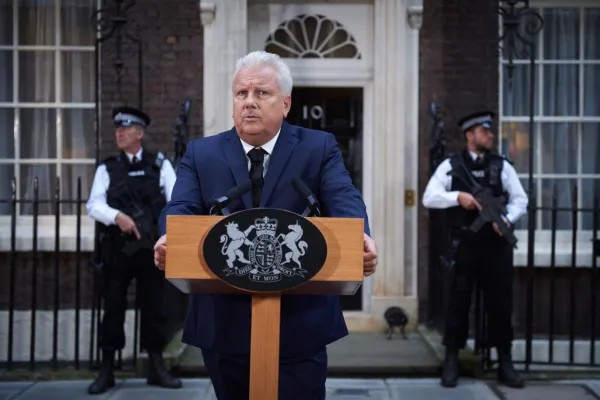 David Westhead incarne le Premier ministre dans Bodyguard