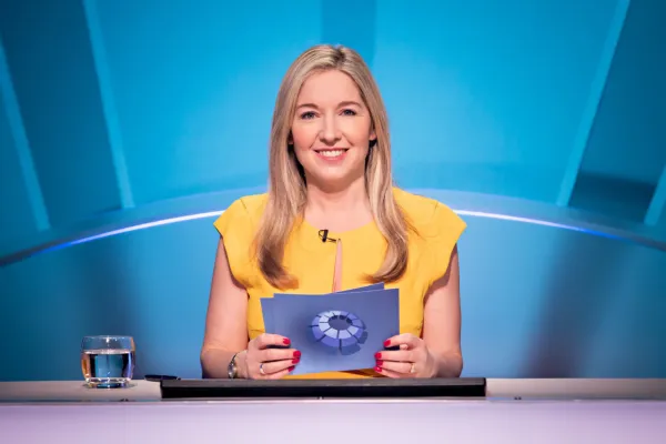 Apresentadora Victoria Coren Mitchell.