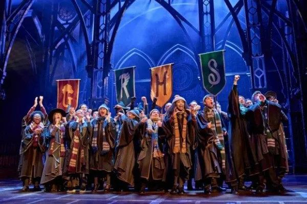 Harry-Potter-e-a-criança-amaldiçoada/Manuel-Harlan