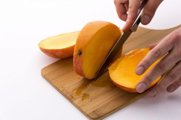 denocciolare i mango mango