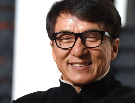 Jackie Chan assiste à la Vanity Fair Oscar Party 2017 organisée par Graydon Carter au Wallis Annenberg Center for the Performing Arts le 26 février 2017 à Beverly Hills, Californie